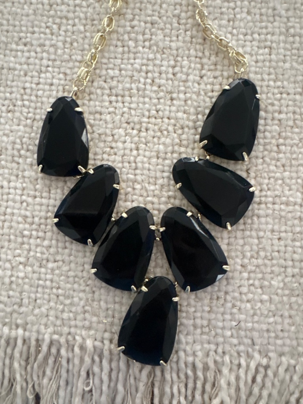 Kendra Scott- Harlow Gold Statement Necklace-Gold - Picture 3 of 3